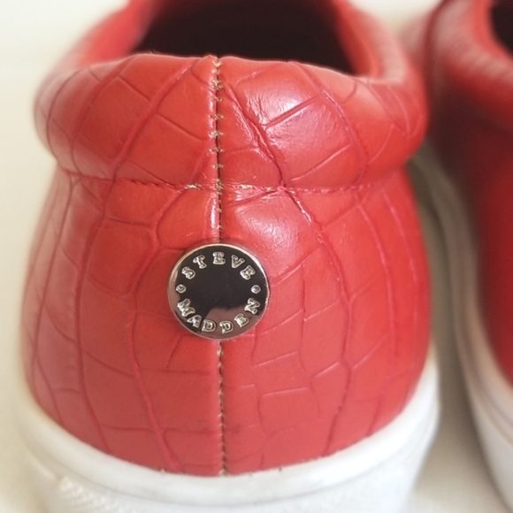 Steve Madden Ecentric Red Snake Sneaker - Picture 6 of 9